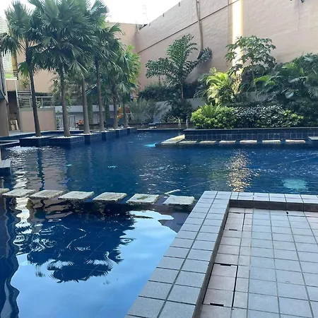 Sunshine 100 City Plaza Condo By Ch Home